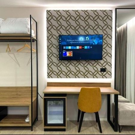 Hotel Dior Krujë Zewnętrze zdjęcie