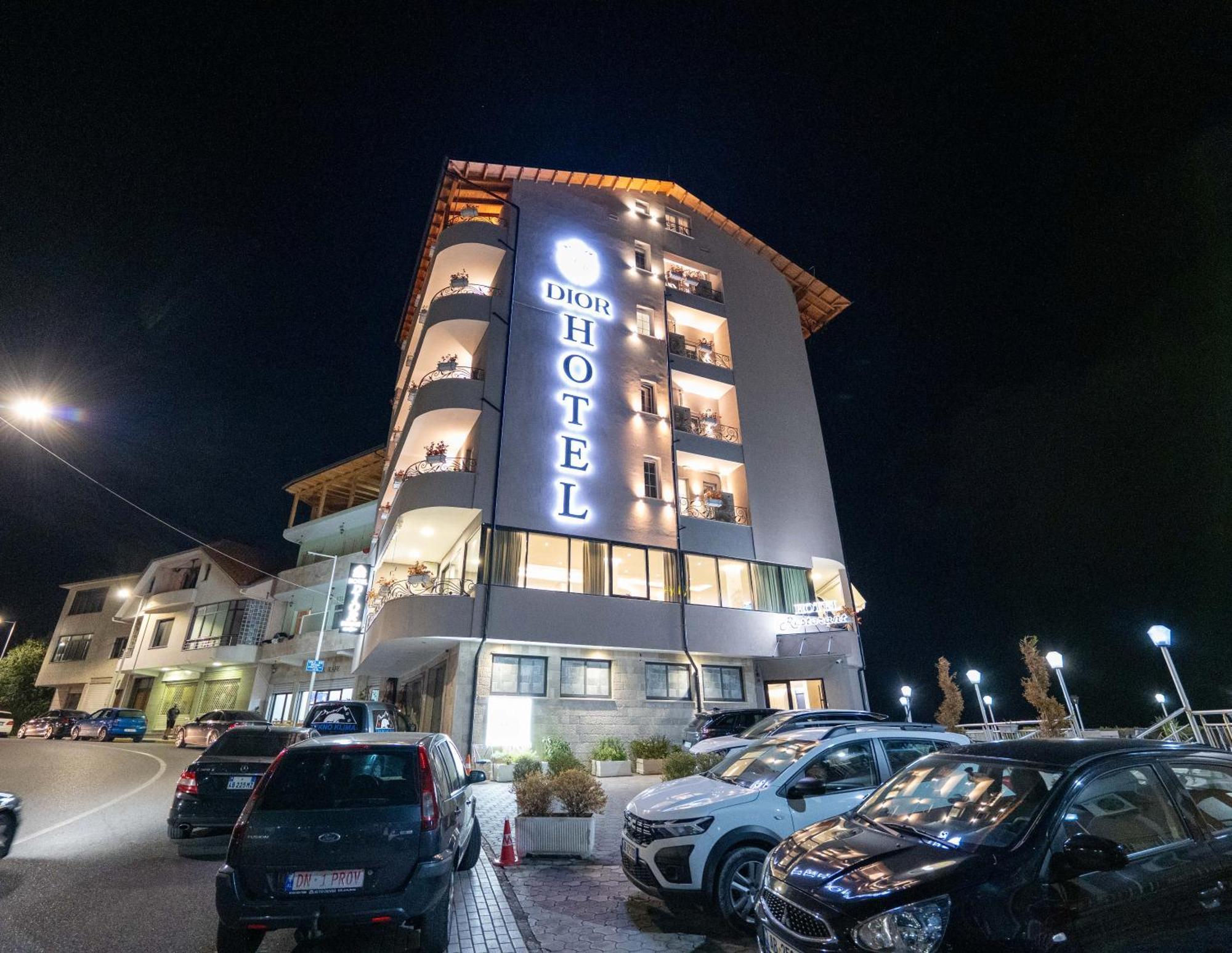 Hotel Dior Krujë Zewnętrze zdjęcie