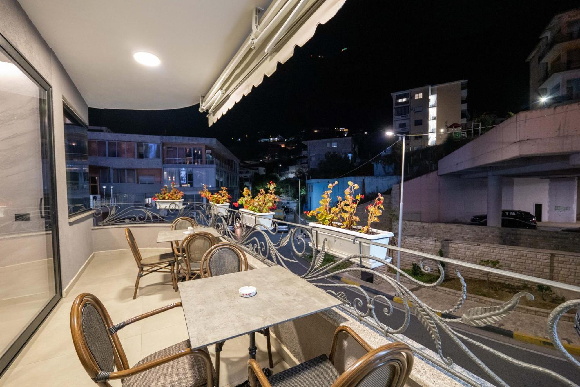 Hotel Dior Krujë Zewnętrze zdjęcie