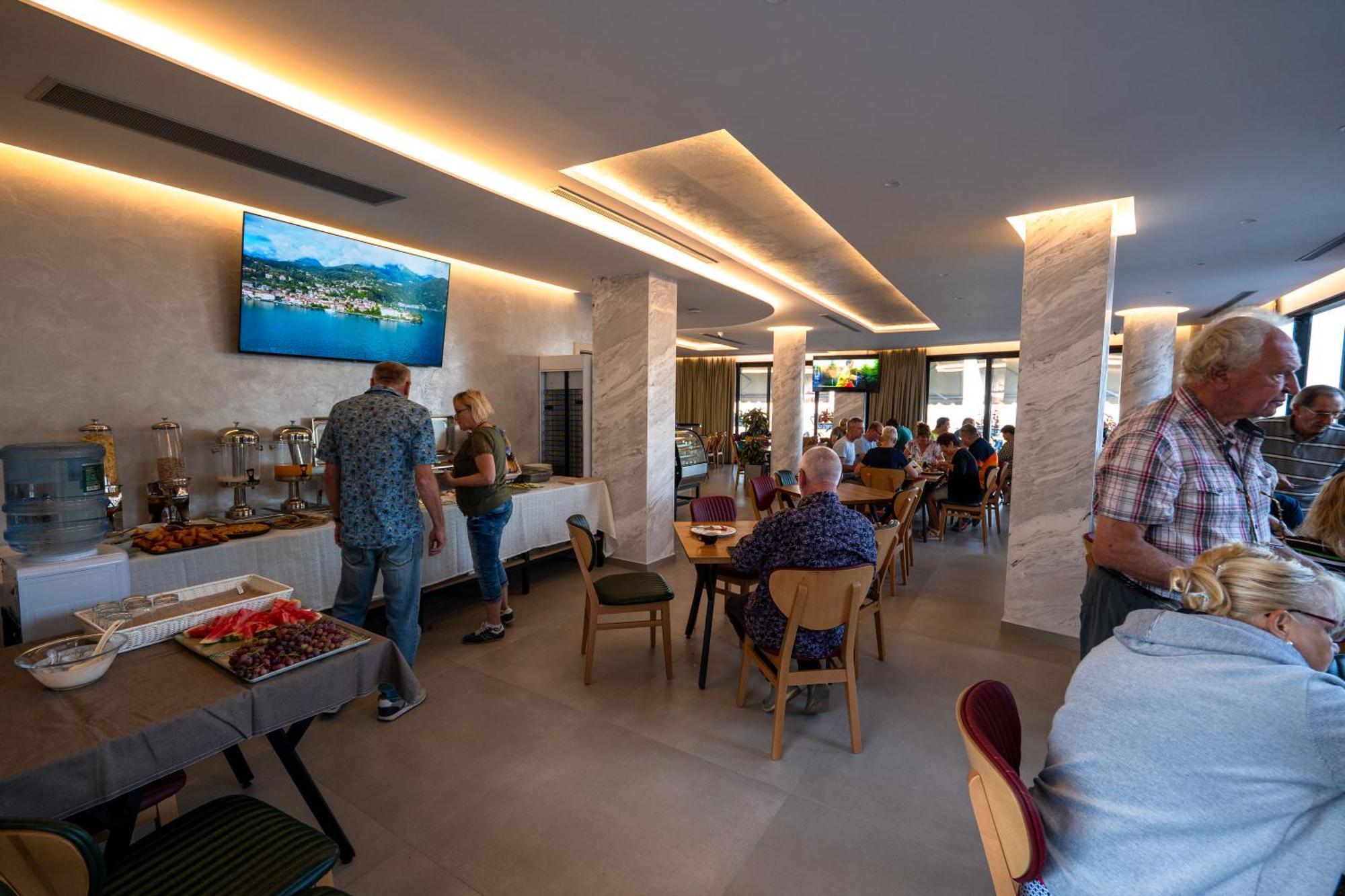 Hotel Dior Krujë Zewnętrze zdjęcie