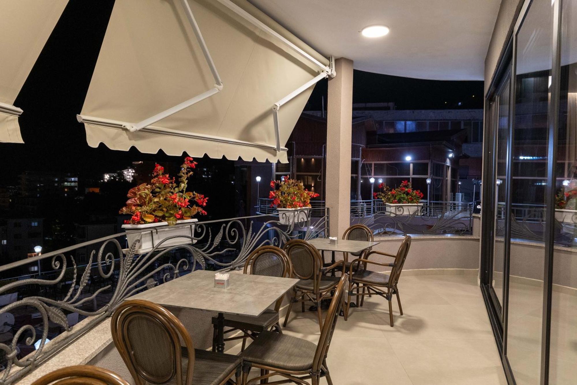 Hotel Dior Krujë Zewnętrze zdjęcie