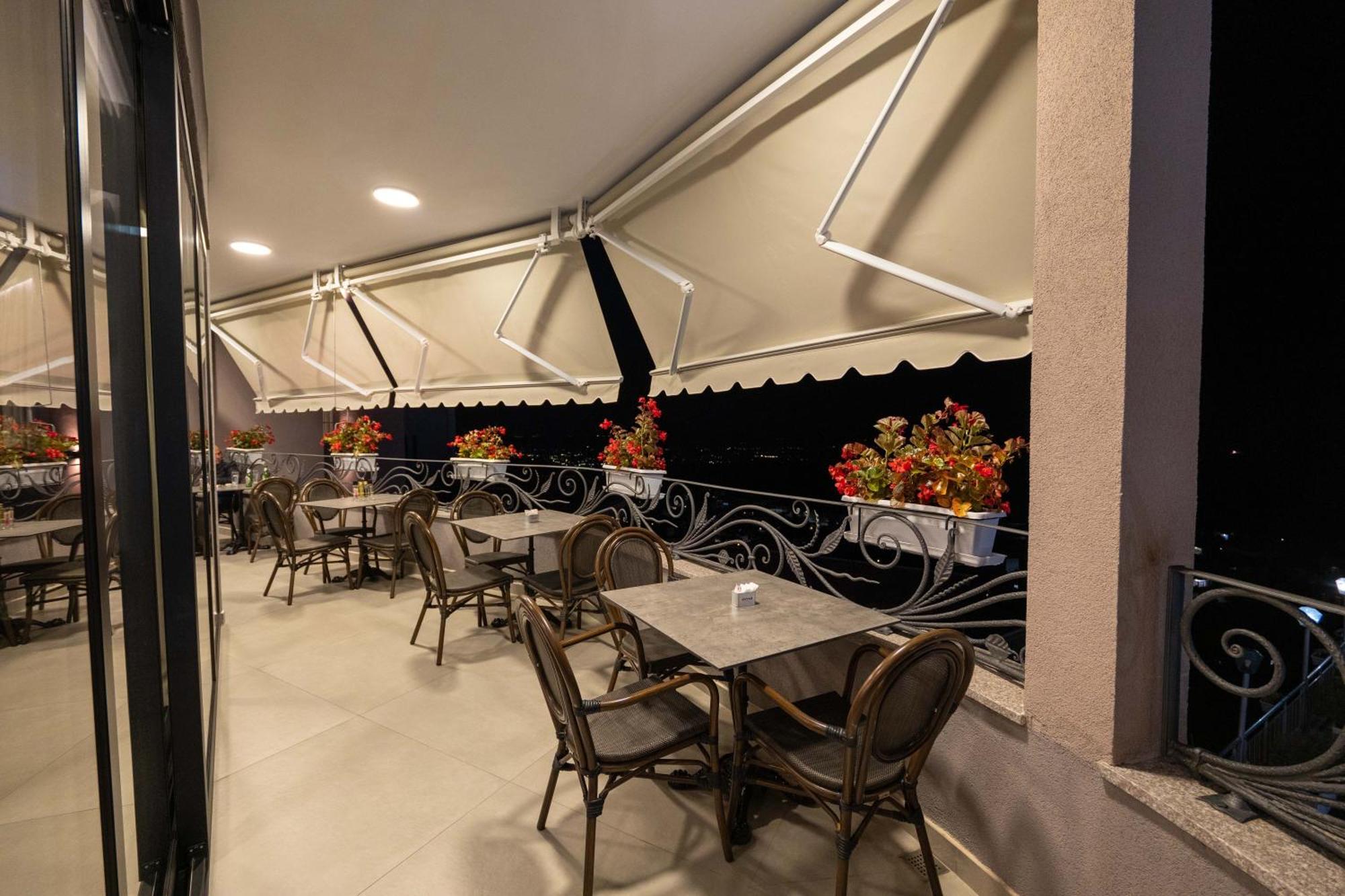 Hotel Dior Krujë Zewnętrze zdjęcie