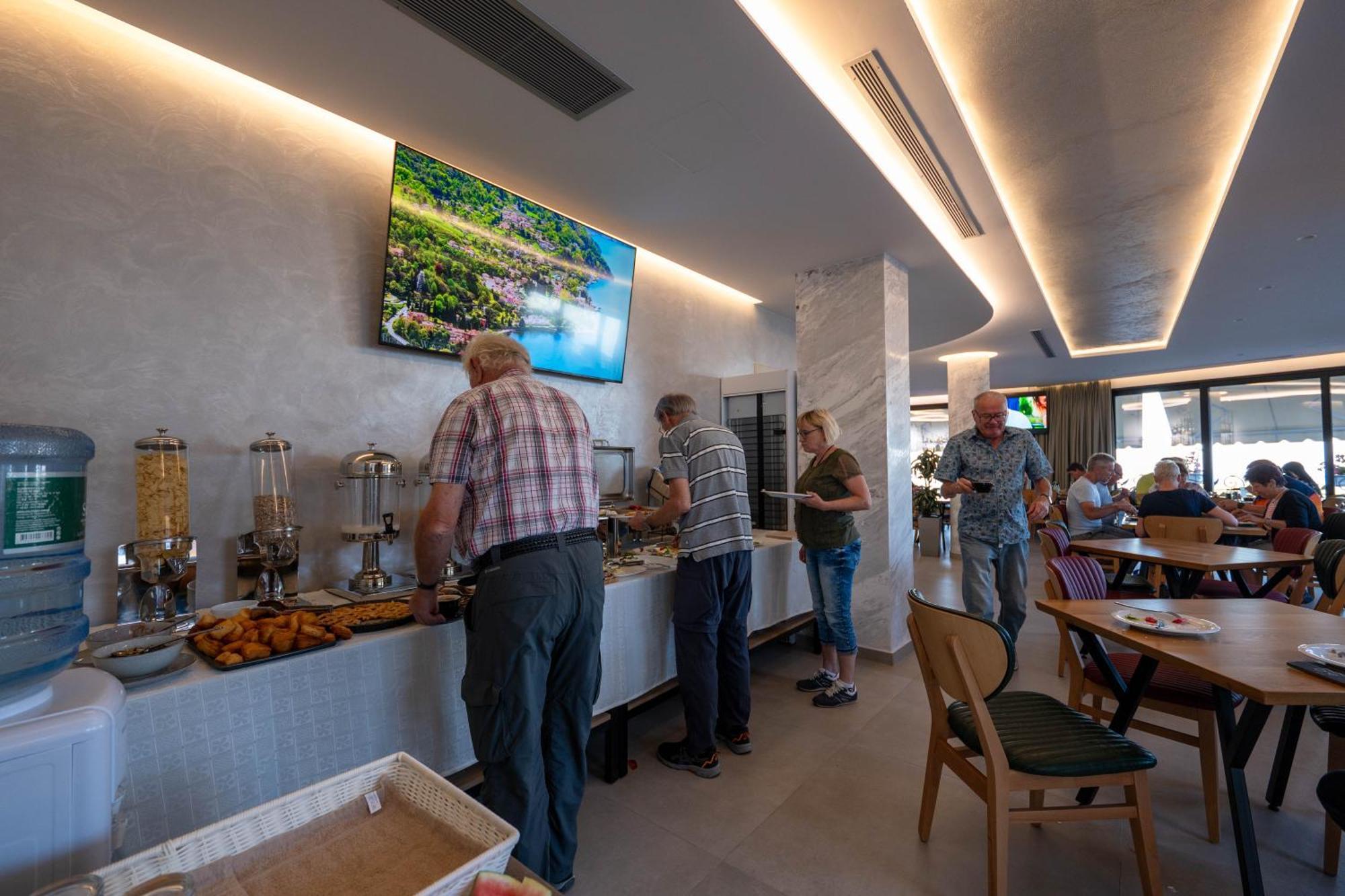 Hotel Dior Krujë Zewnętrze zdjęcie