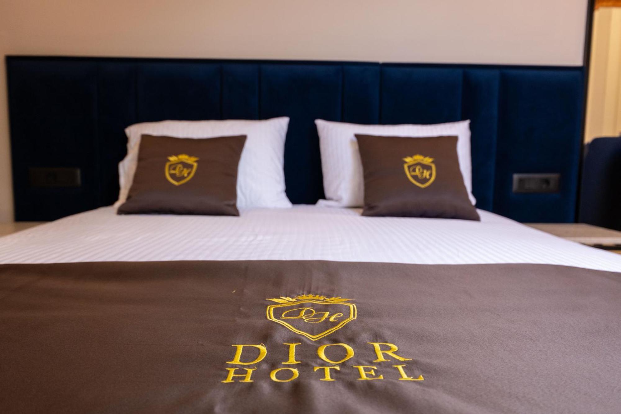 Hotel Dior Krujë Zewnętrze zdjęcie
