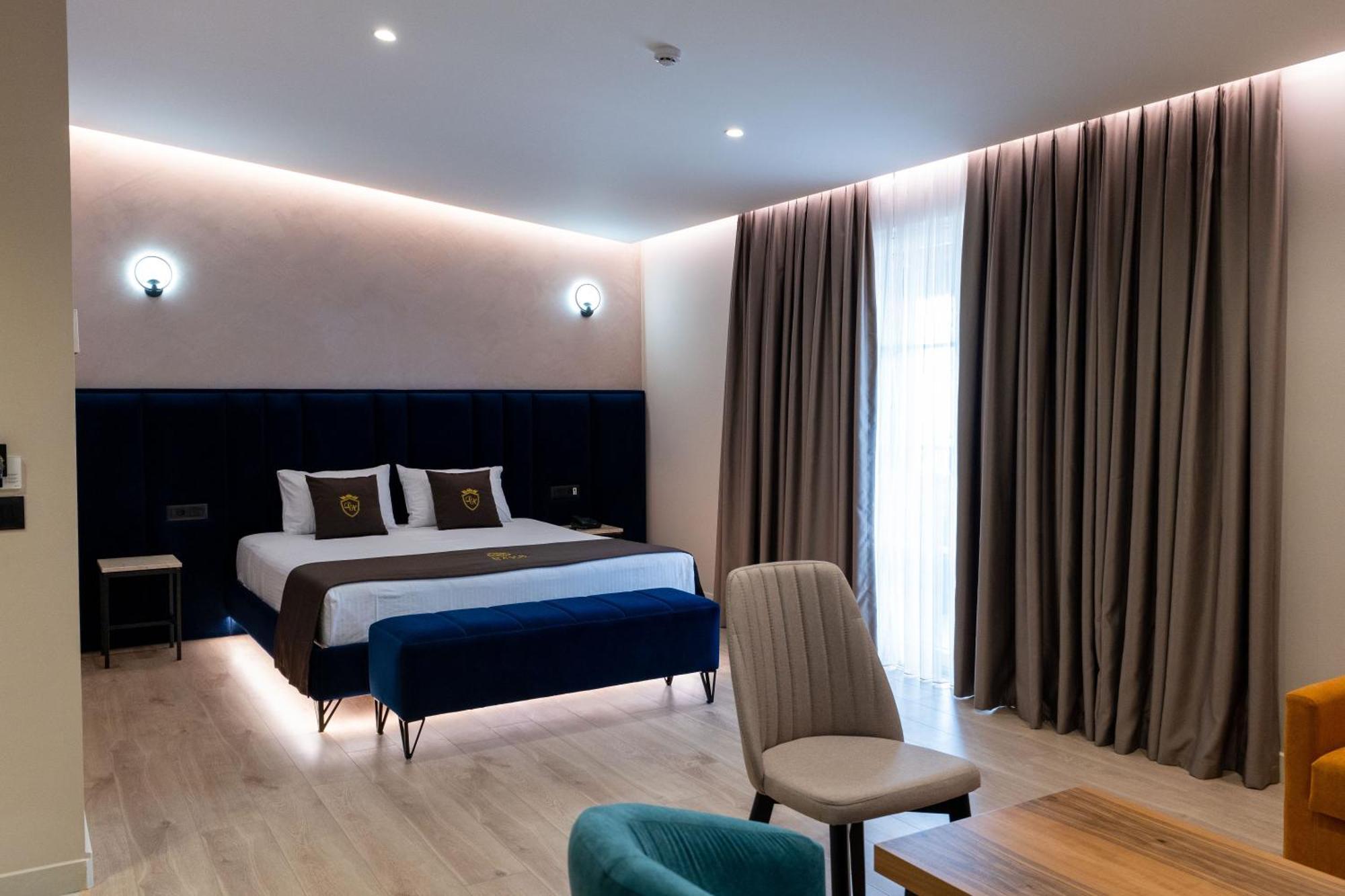 Hotel Dior Krujë Zewnętrze zdjęcie